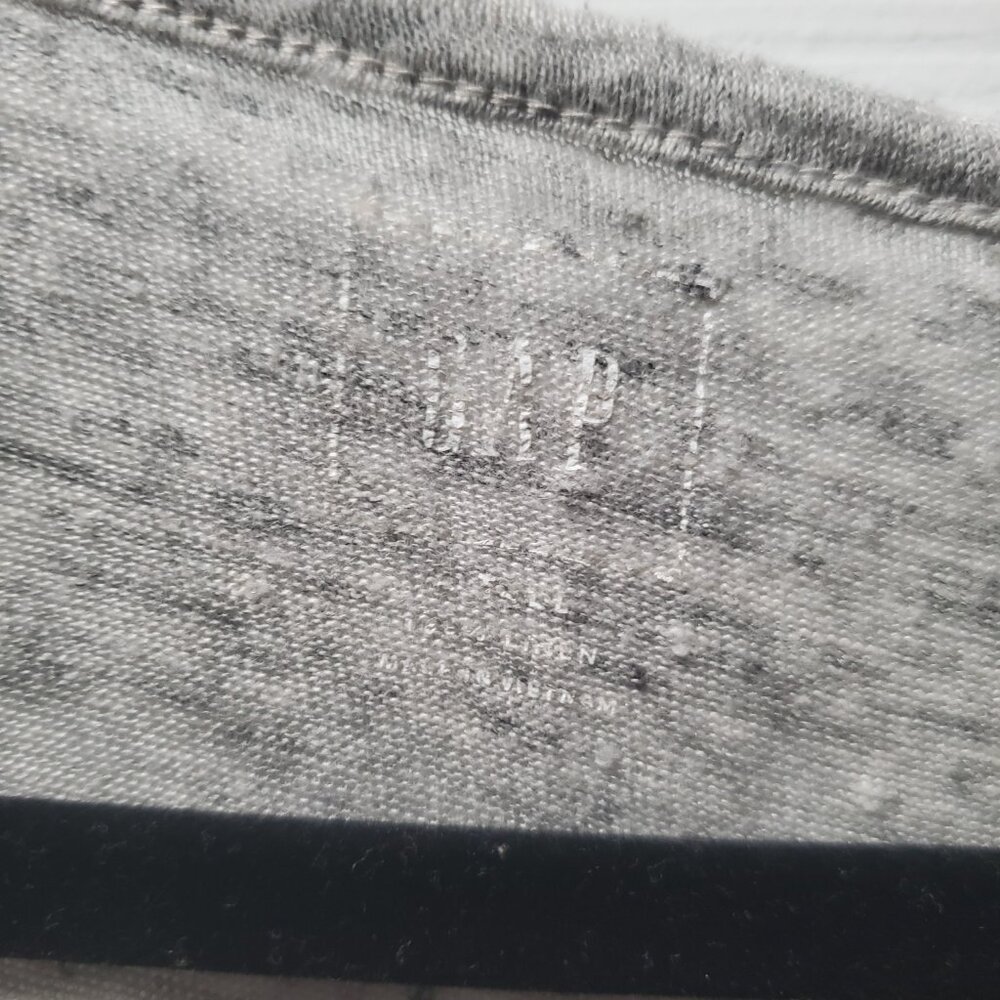 Gap Linen Three Quarter Raglan Sleeve T Shirt | Small - Picture 4 of 5